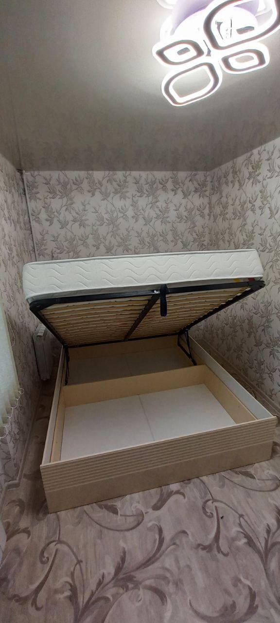 Двуспальная кровать "Афина" 160 х 190 с подъемным механизмом цвет слоновая кость / sancho 2203