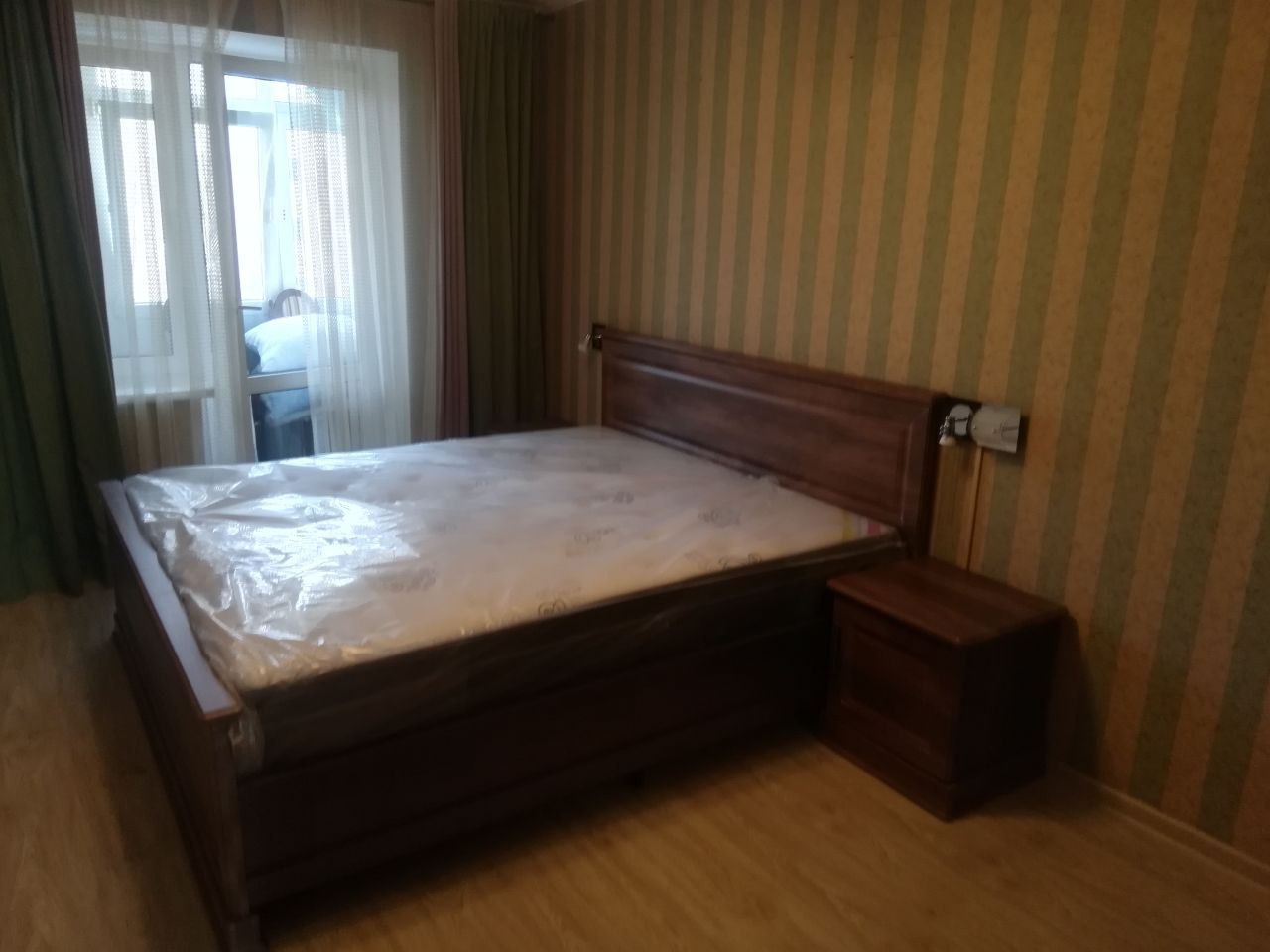 Двуспальная кровать "Прованс 2" 140 х 190 с ортопедическим осн-ем цвет дуб коньяк изножье низкое