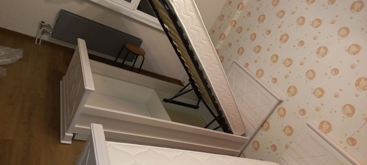 Полутораспальная кровать "Прованс" 120 х 190 с подъемным мех-ом цвет дуб/коньяк изножье высокое