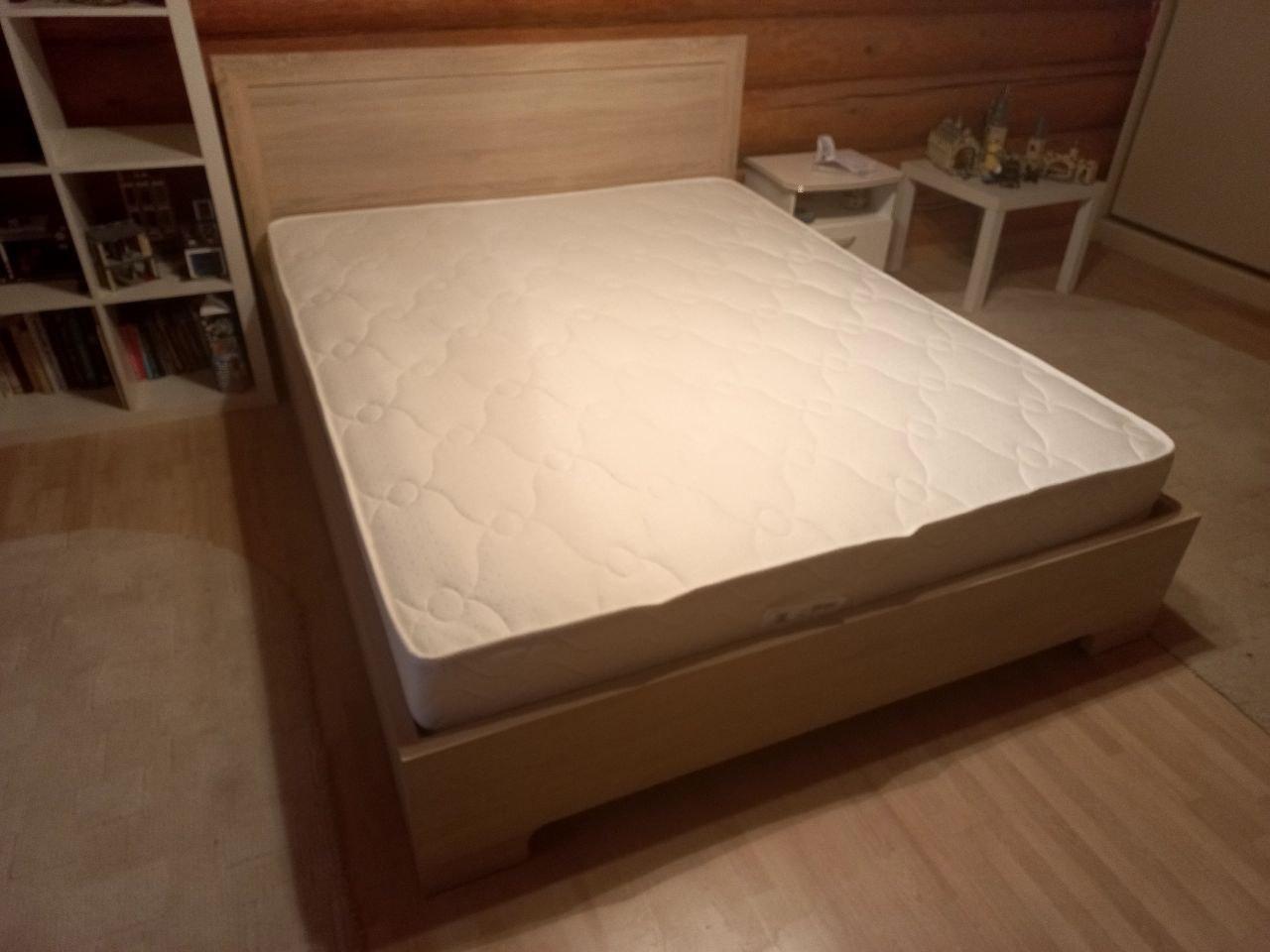 Двуспальная кровать "Мальта" 140 х 190 с ортопедическим основанием цвет сонома