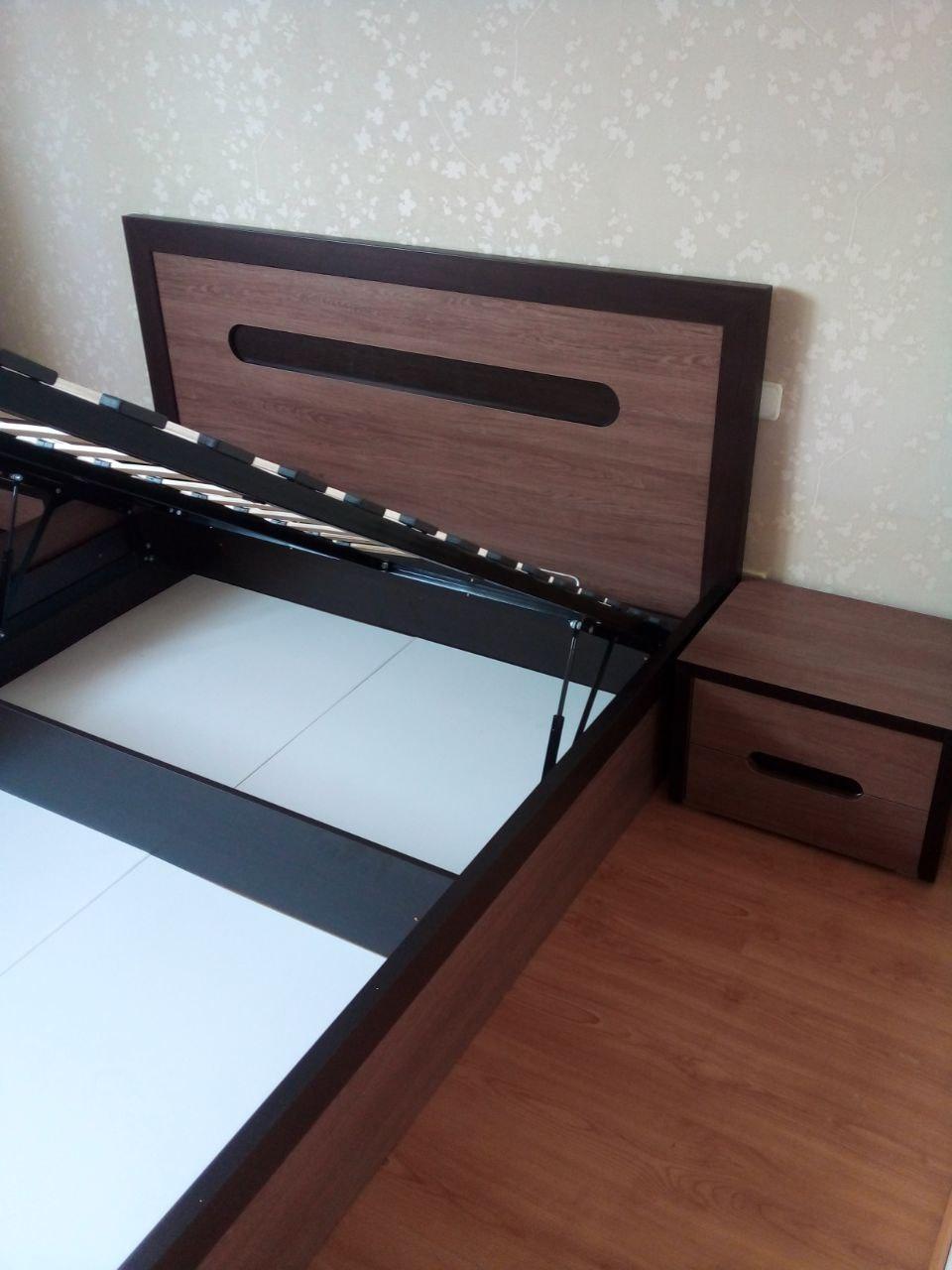 Двуспальная кровать "Альба" 180 х 200 с подъемным механизмом цвет дуб сантана